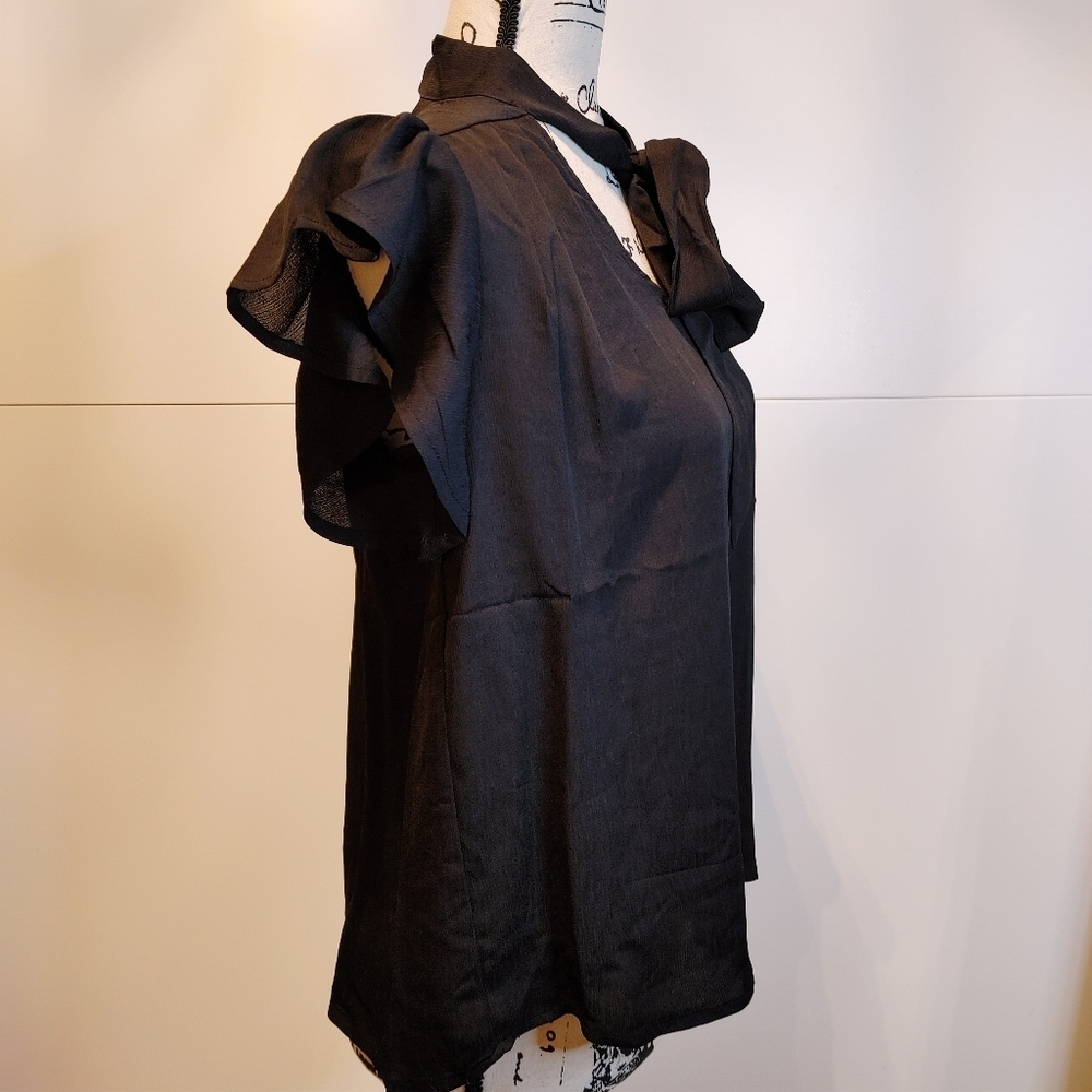 NWT Boutique Black Flutter Sleeve Tie Neck Blouse - Picture 6 of 10